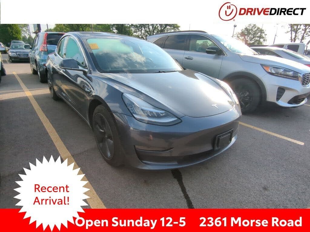 2020 TESLA Model 3