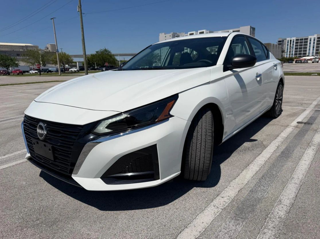 2025 NISSAN Altima