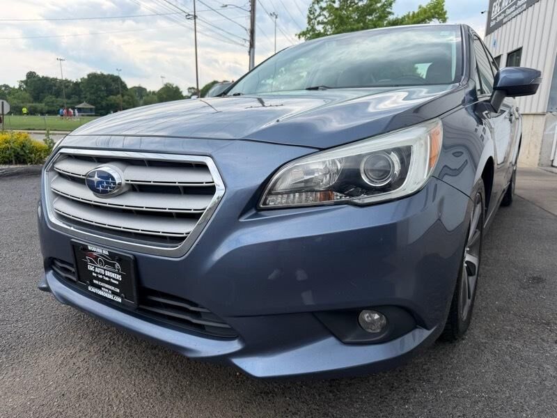 2015 SUBARU Legacy
