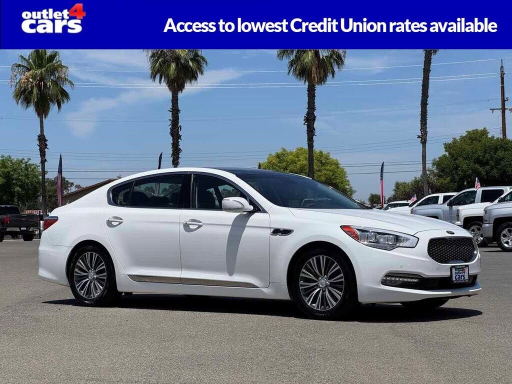 2017 KIA K900