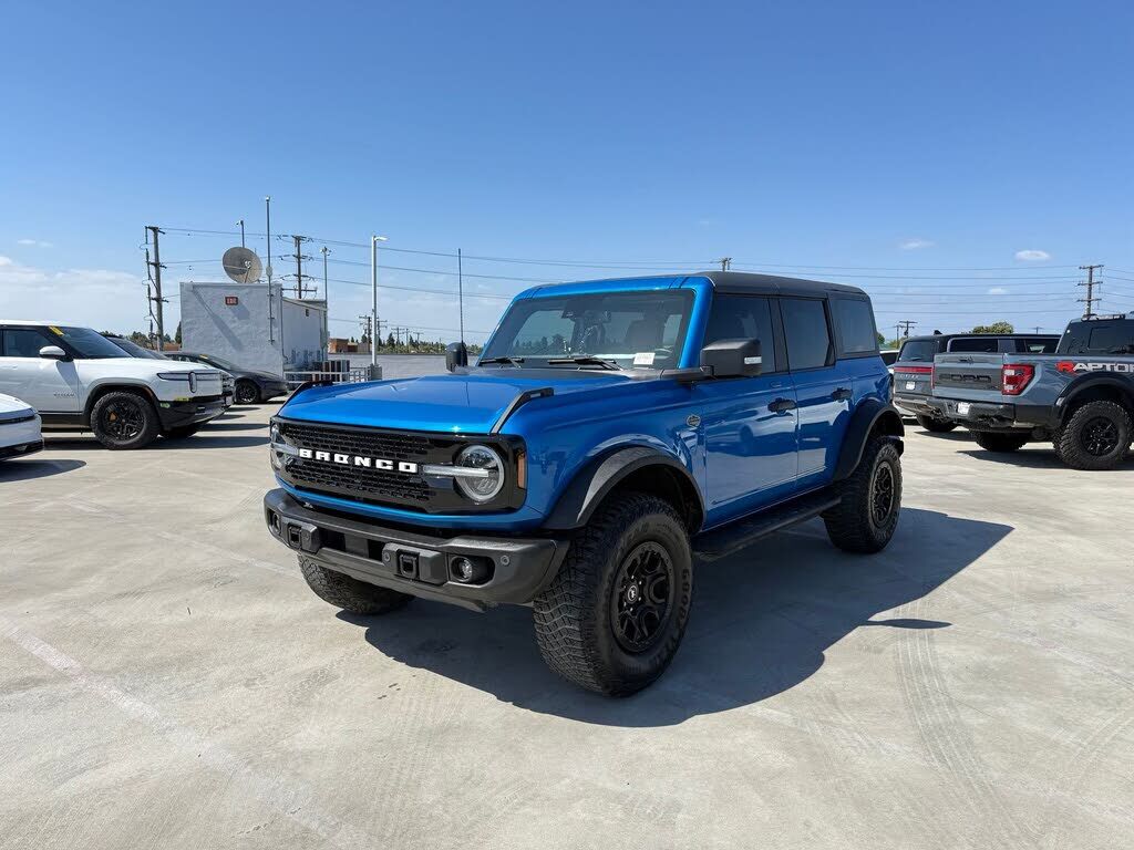 2023 FORD Bronco