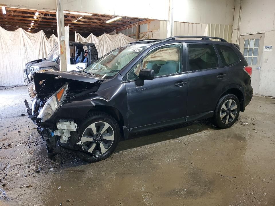 2018 SUBARU Forester