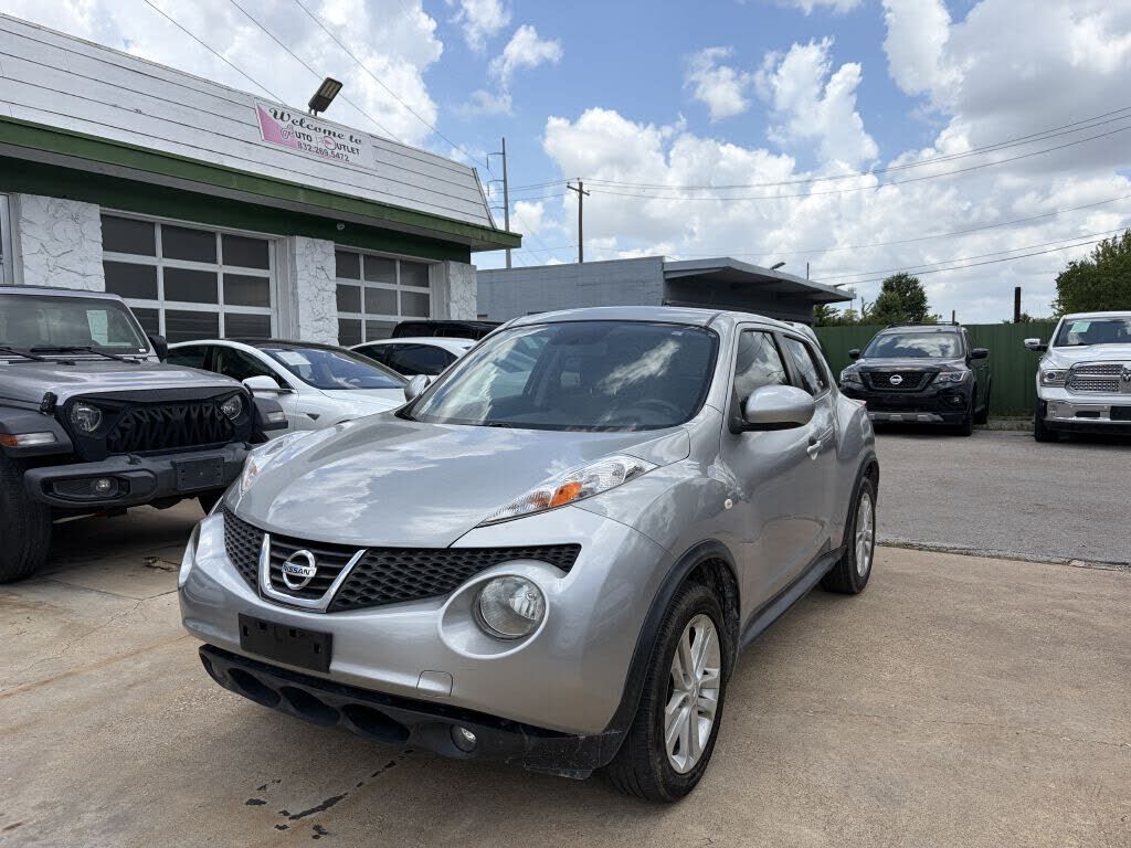 2011 NISSAN Juke