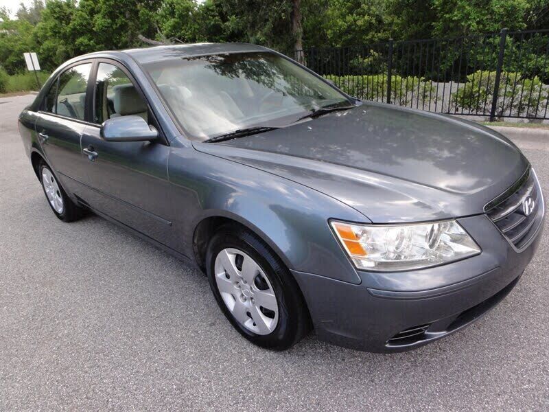 2010 HYUNDAI Sonata
