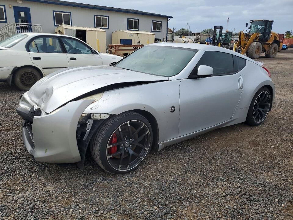 2016 NISSAN 370Z