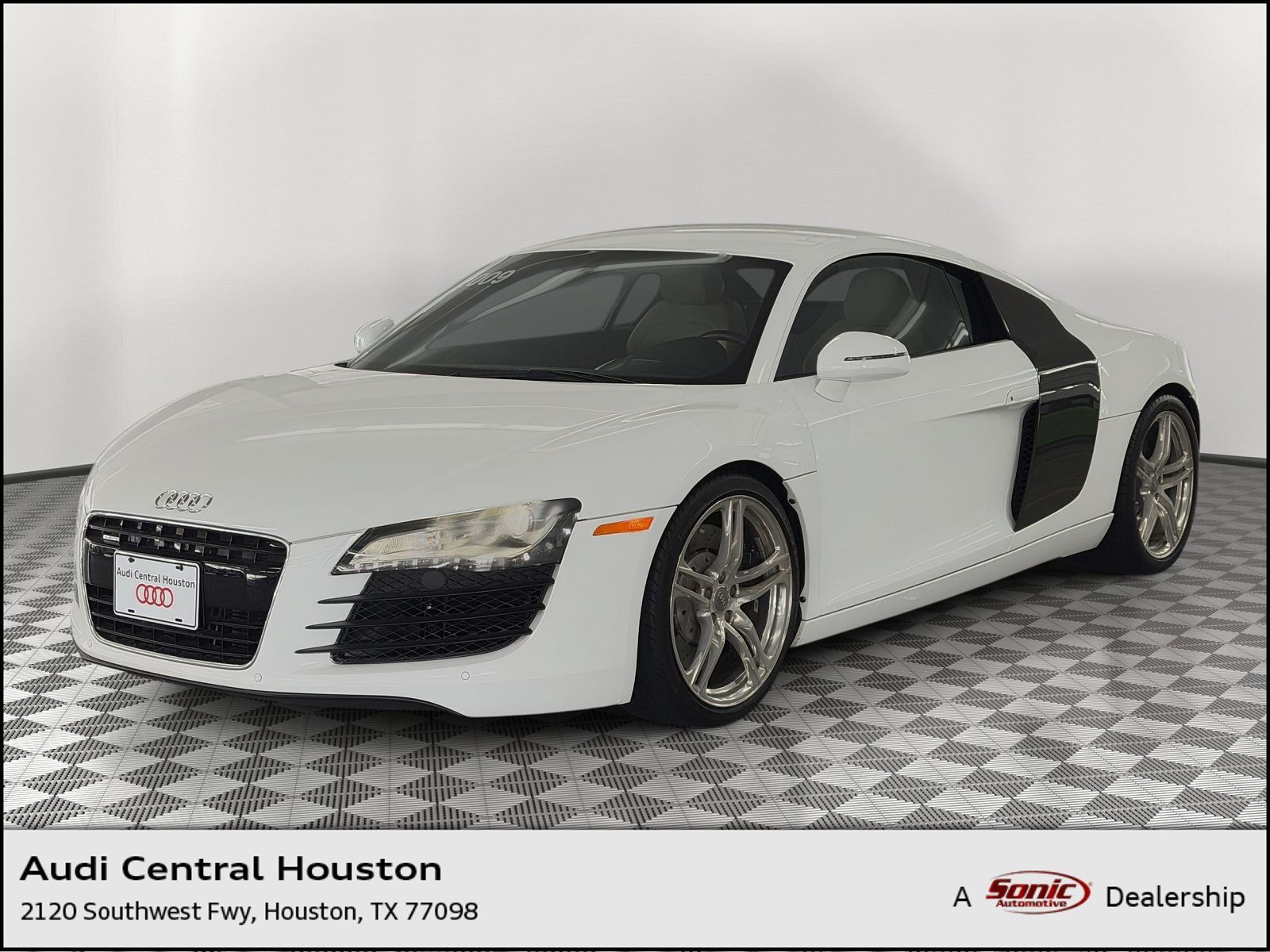 2009 AUDI R8