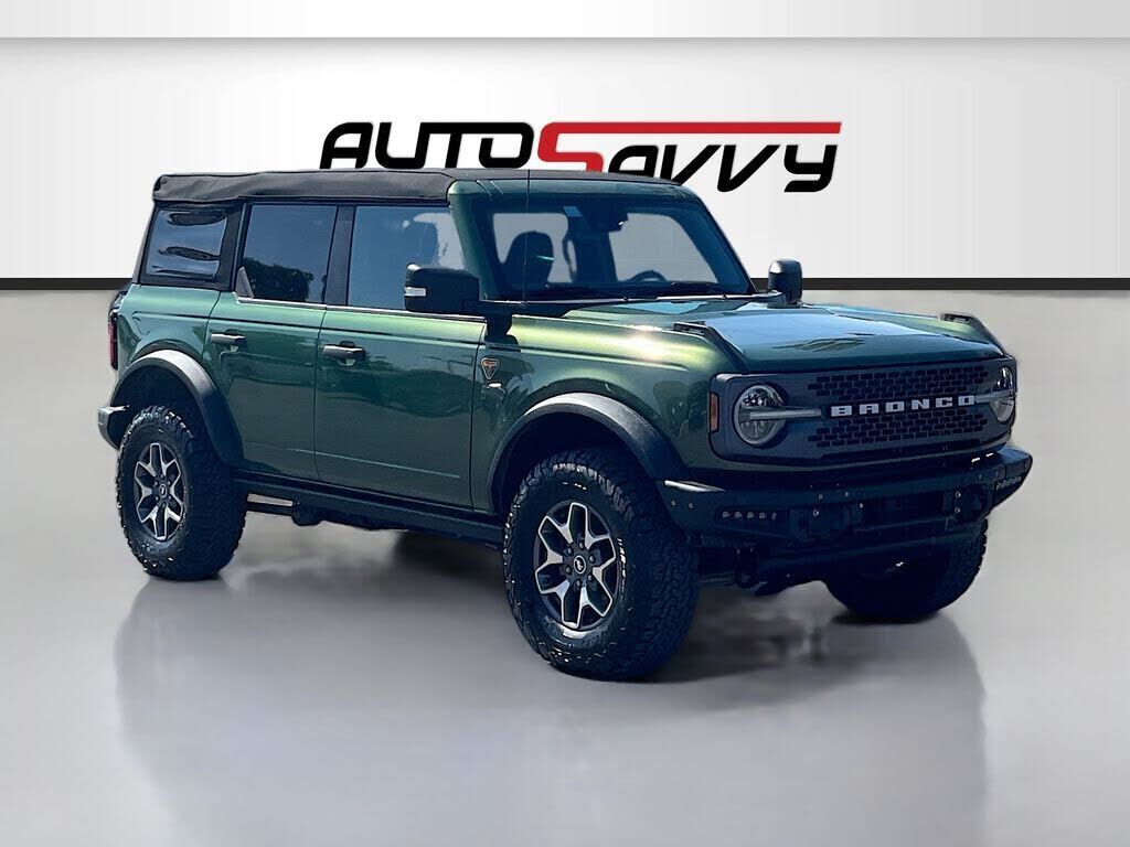 2023 FORD Bronco