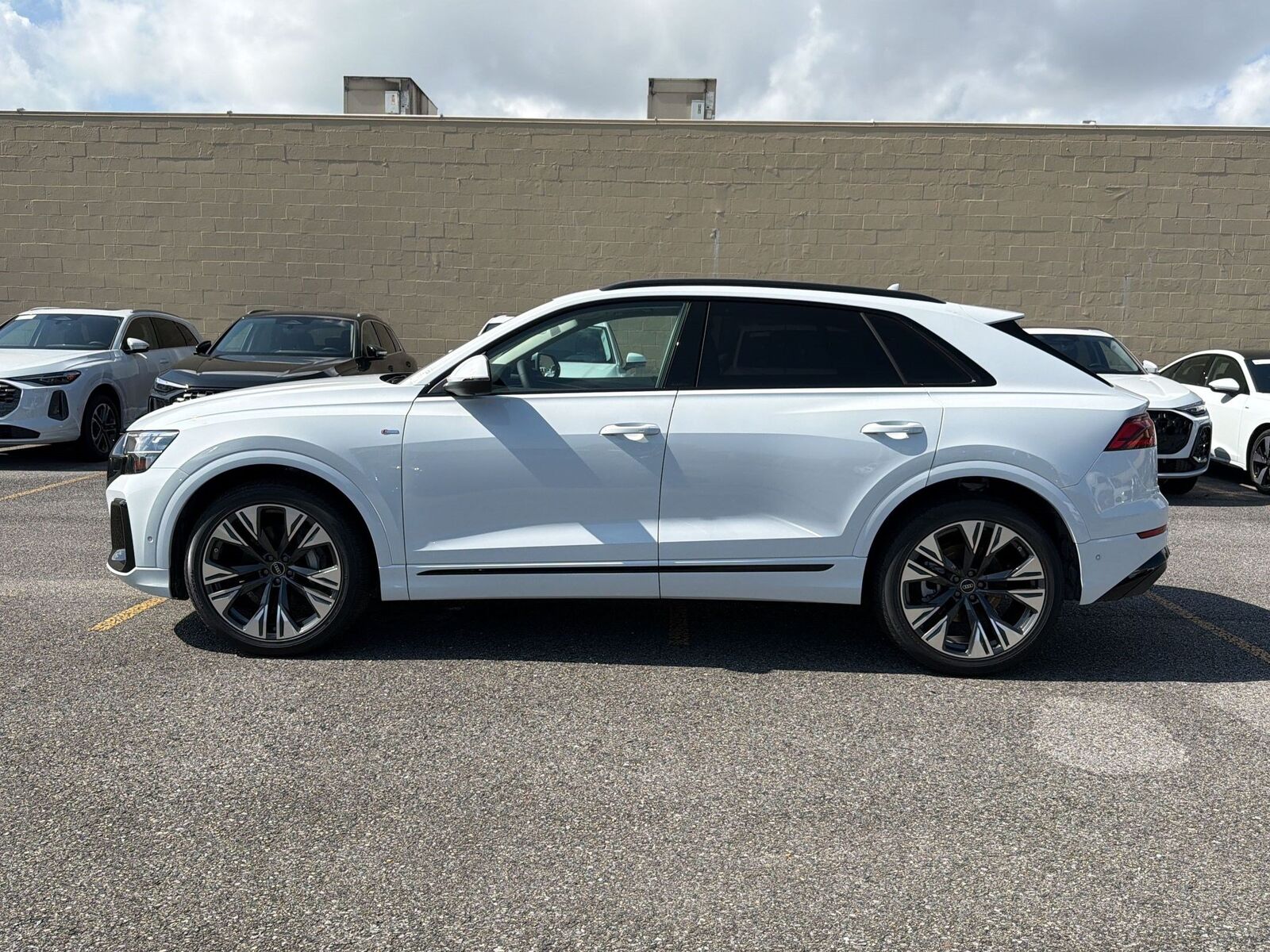 2026 Audi Q8