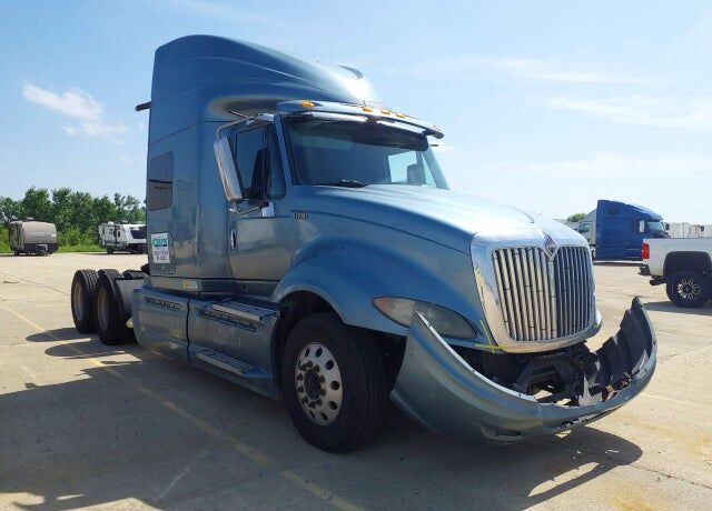 2009 INTERNATIONAL LF627