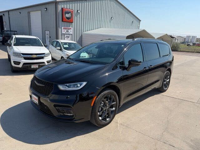 2024 CHRYSLER Pacifica