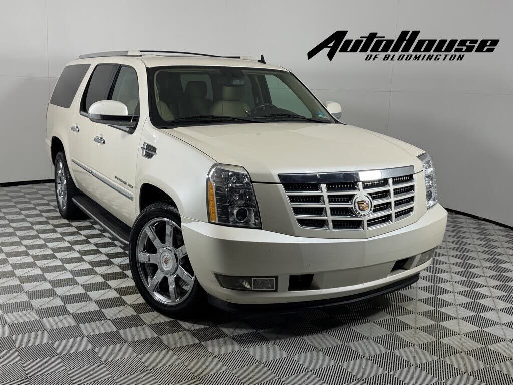 2013 CADILLAC Escalade