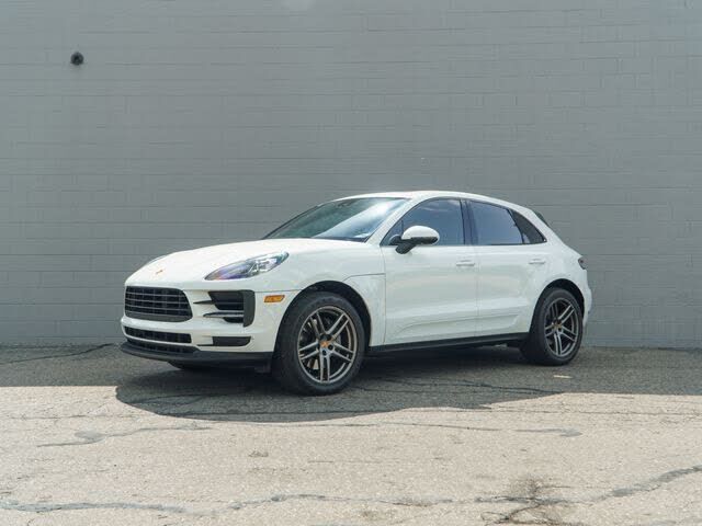 2019 PORSCHE Macan