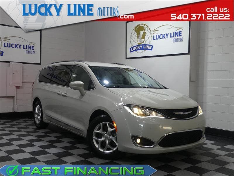 2020 CHRYSLER Pacifica