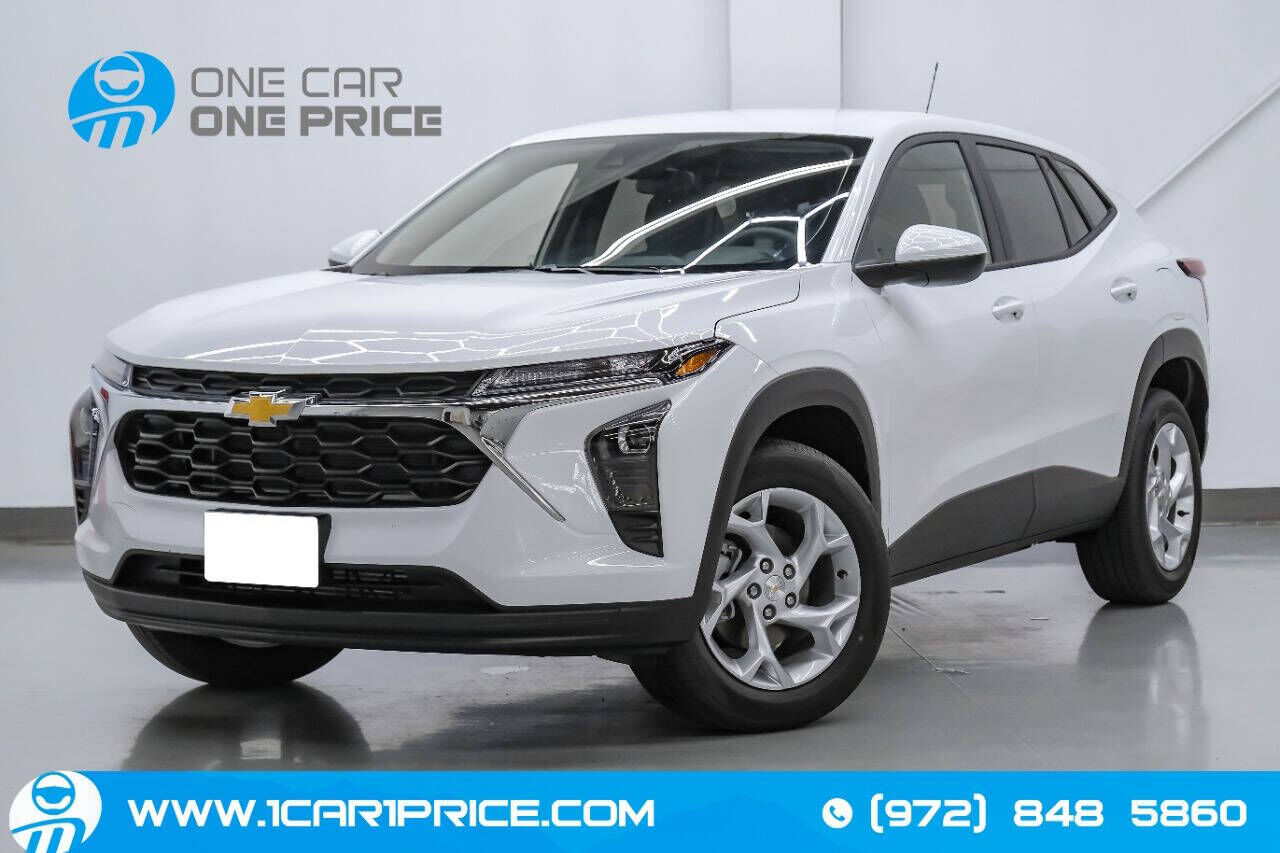 2025 CHEVROLET Trax