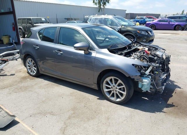 2013 LEXUS CT