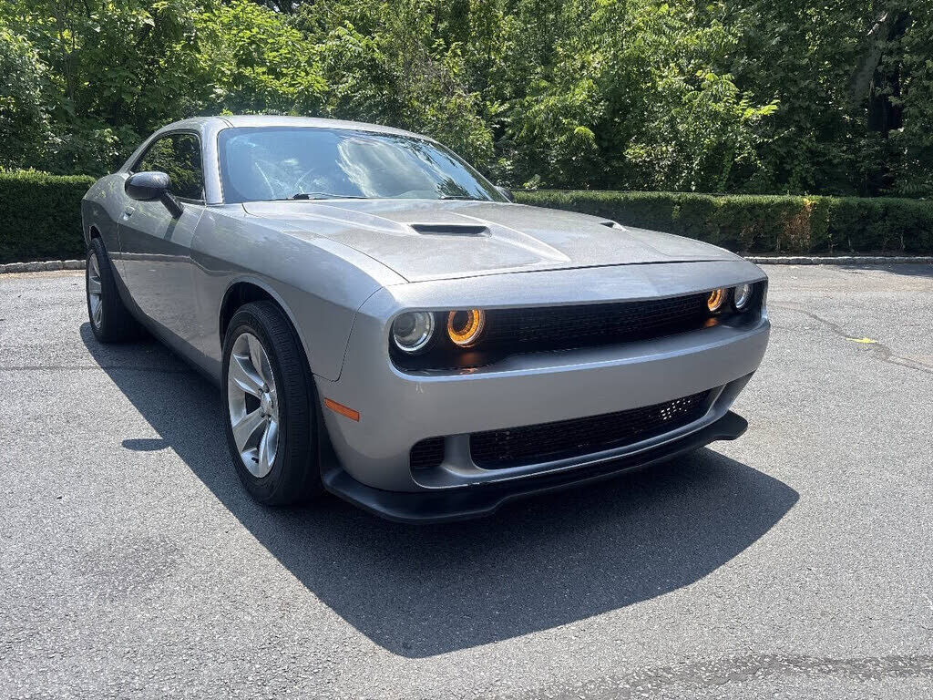 2017 DODGE Challenger