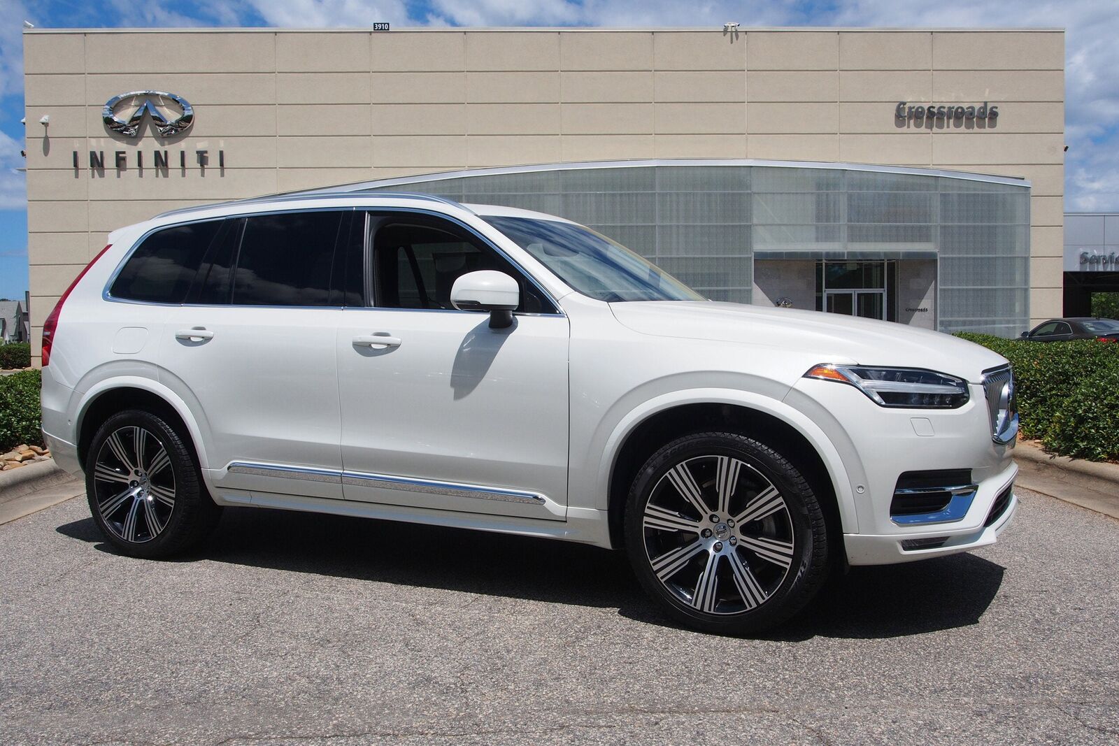 2024 VOLVO XC90