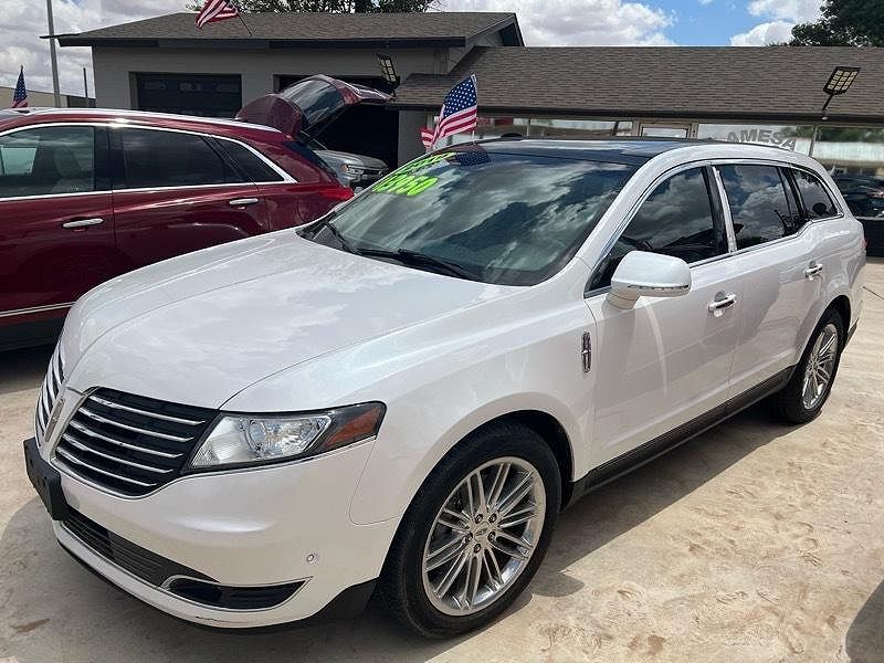 2019 LINCOLN MKT