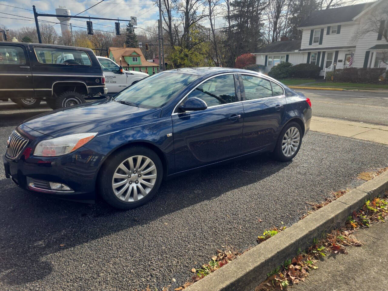 2011 BUICK Regal