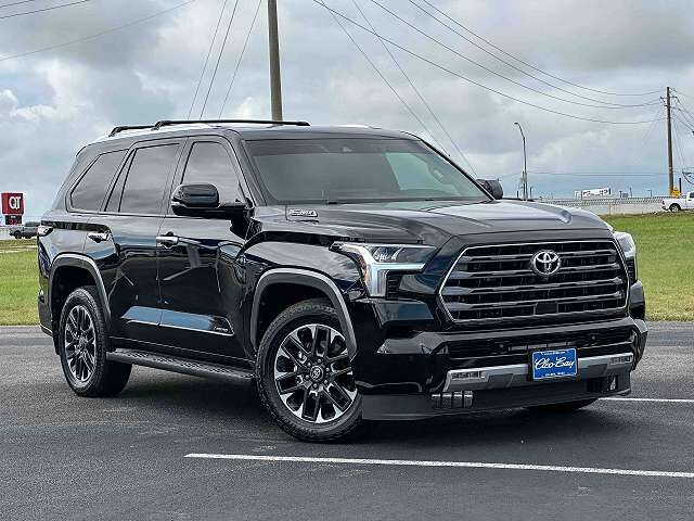 2025 TOYOTA Sequoia