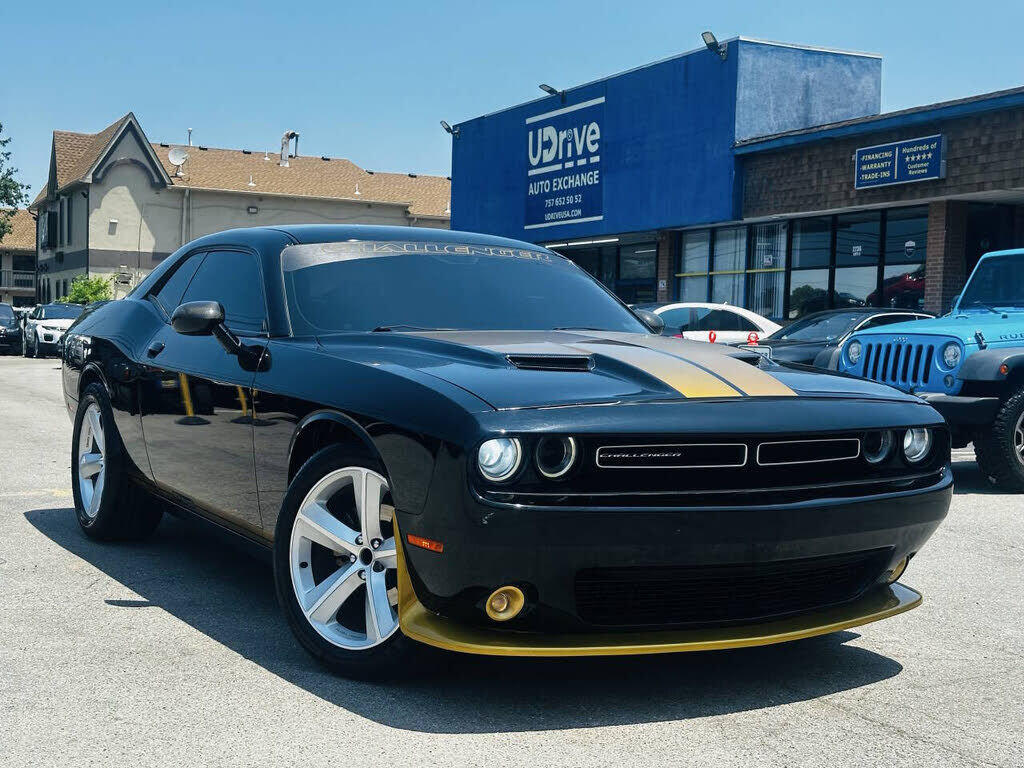 2019 DODGE Challenger
