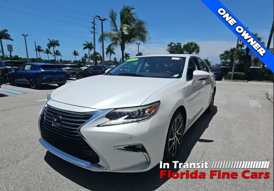 2018 LEXUS ES