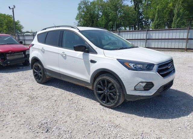 2019 FORD Escape