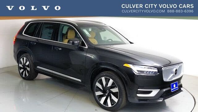 2023 VOLVO XC90