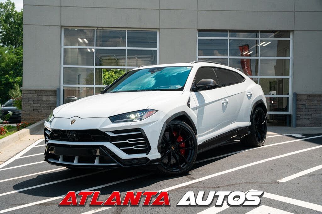2019 LAMBORGHINI URUS