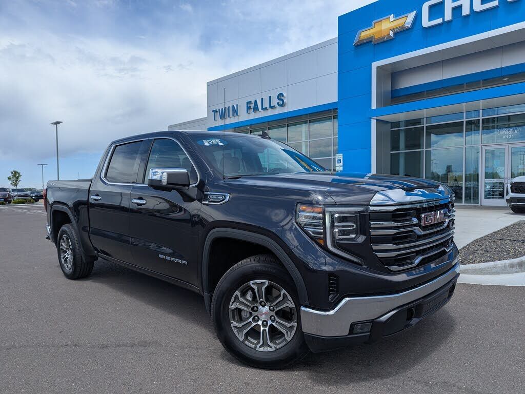 2025 GMC Sierra