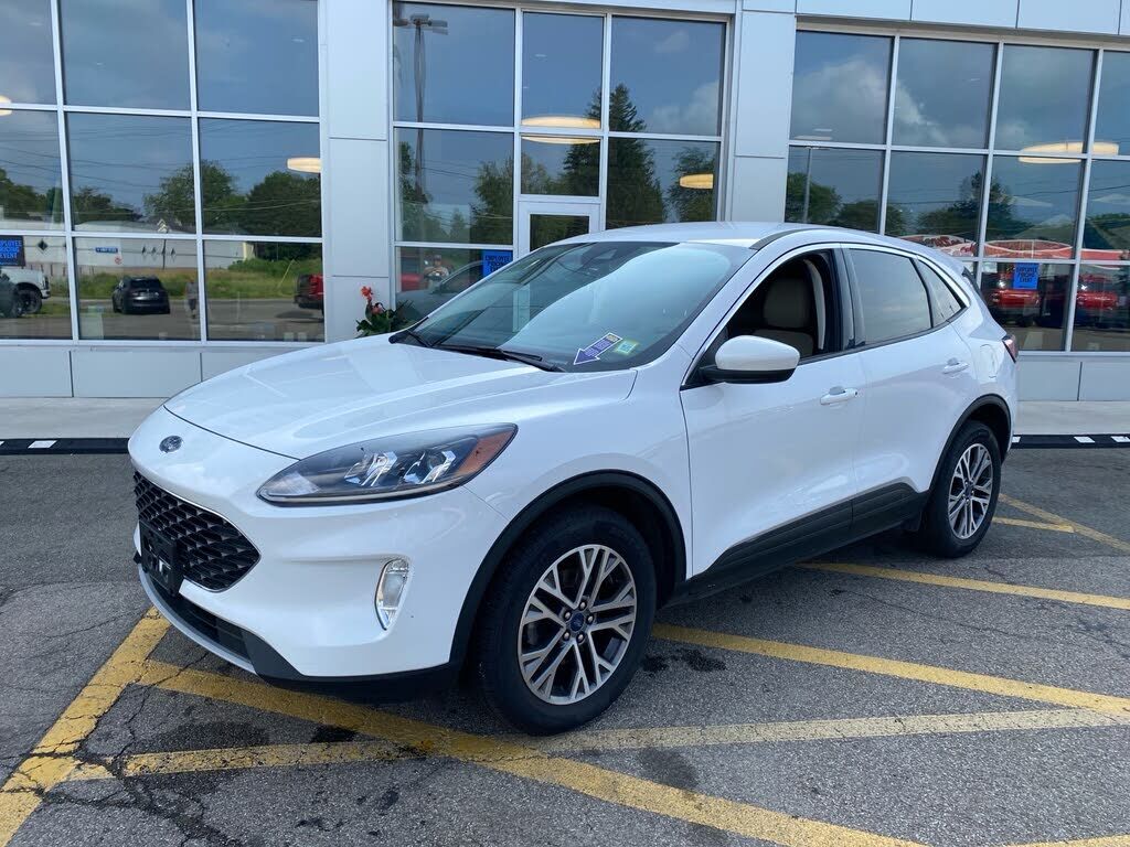 2022 FORD Escape