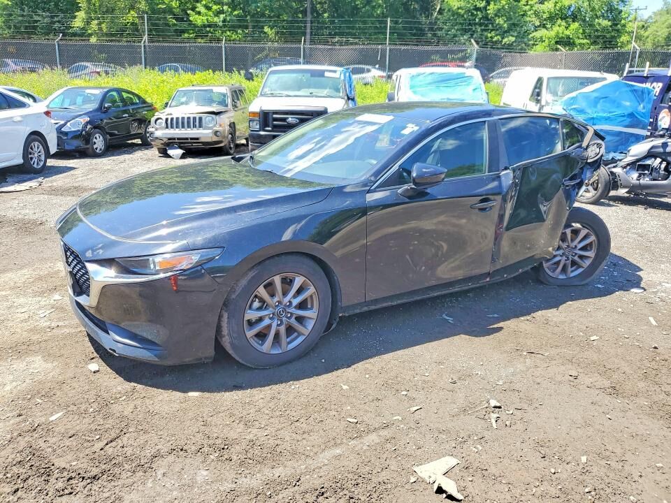 2021 MAZDA Mazda3