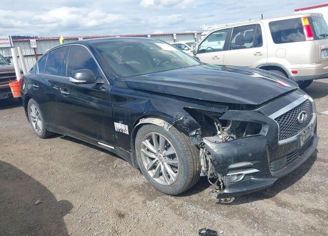 2014 INFINITI Q50