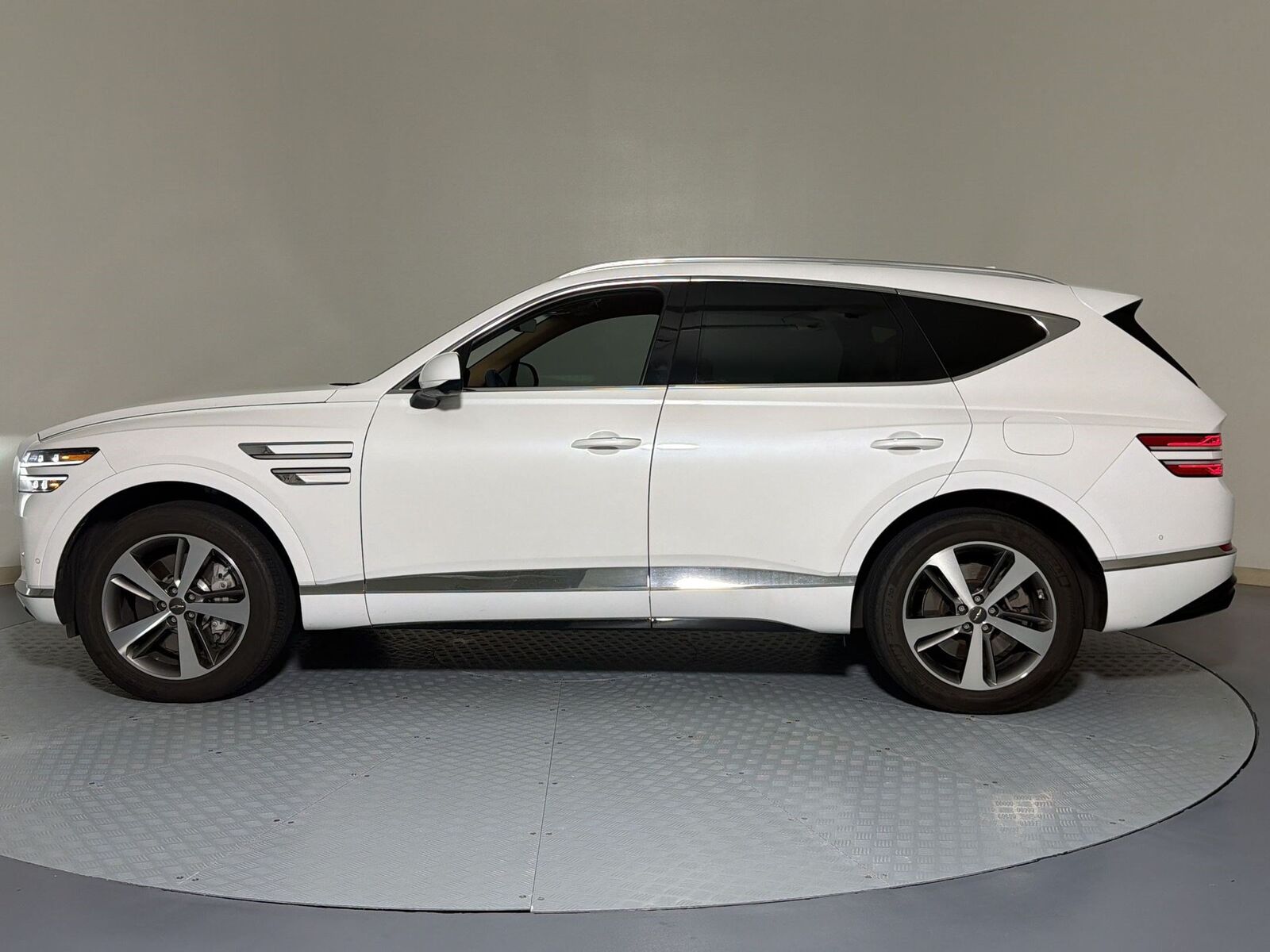 2021 GENESIS GV80