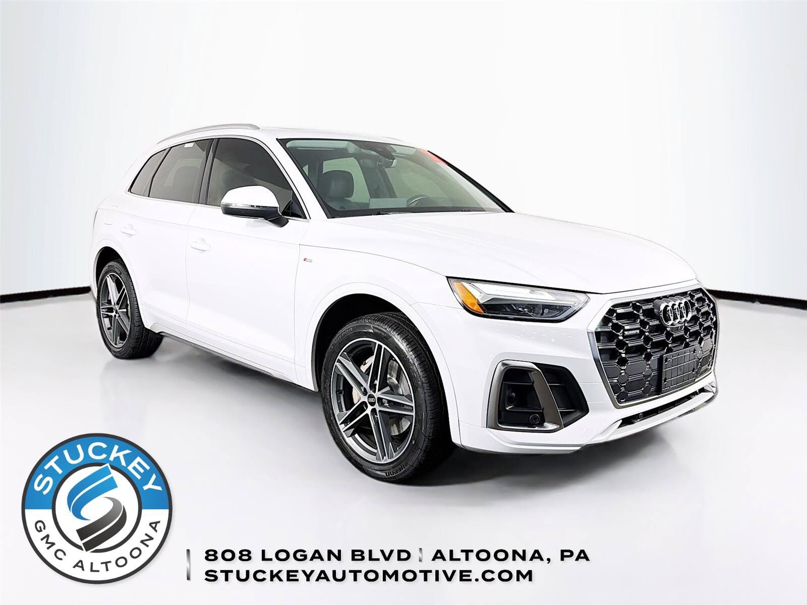2021 AUDI Q5 e
