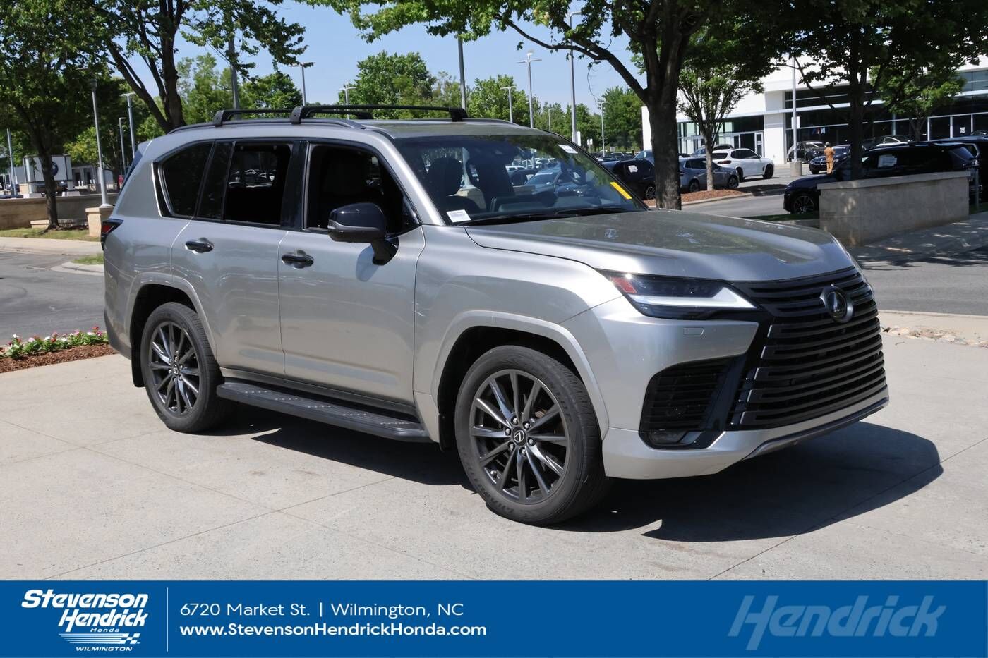 2022 LEXUS LX