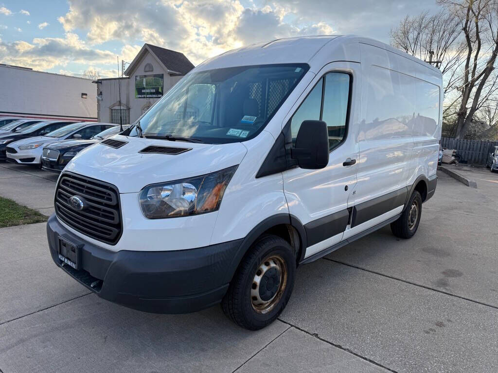 2015 FORD Transit