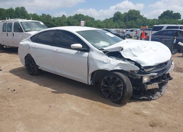 2015 CHRYSLER 200