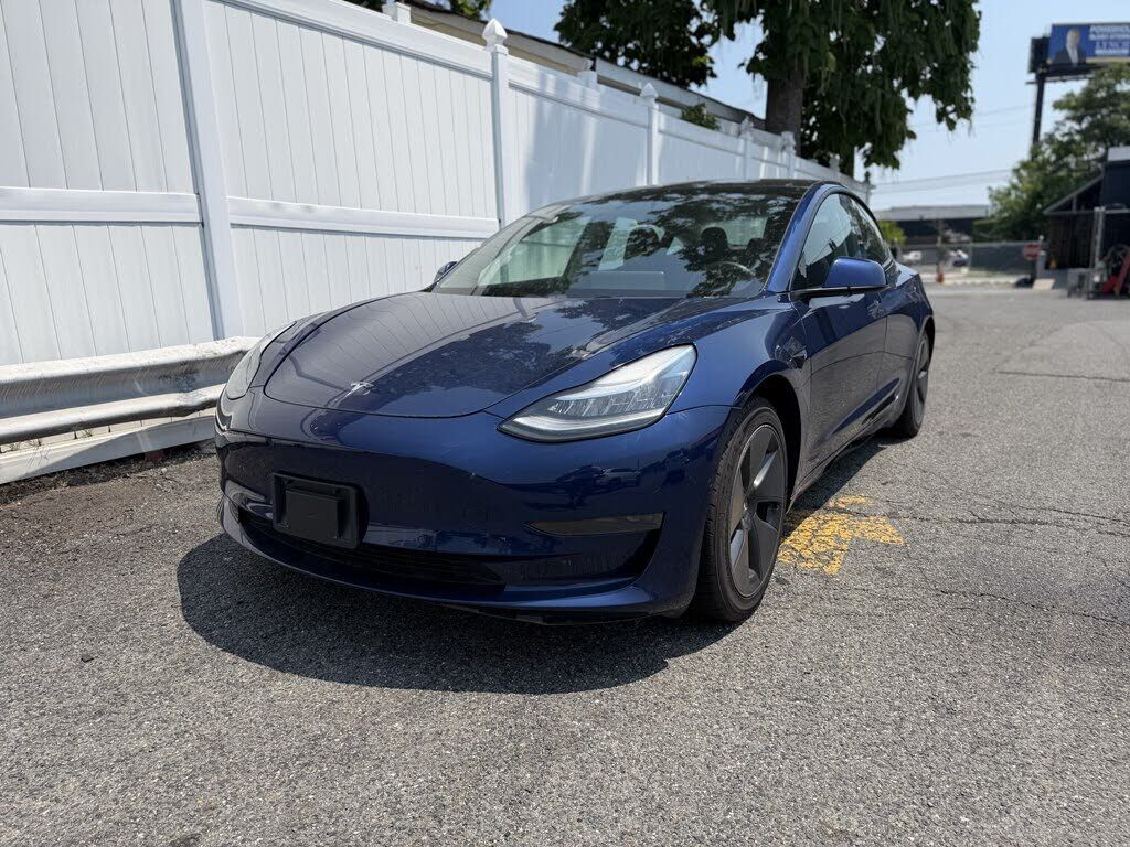 2021 TESLA Model 3