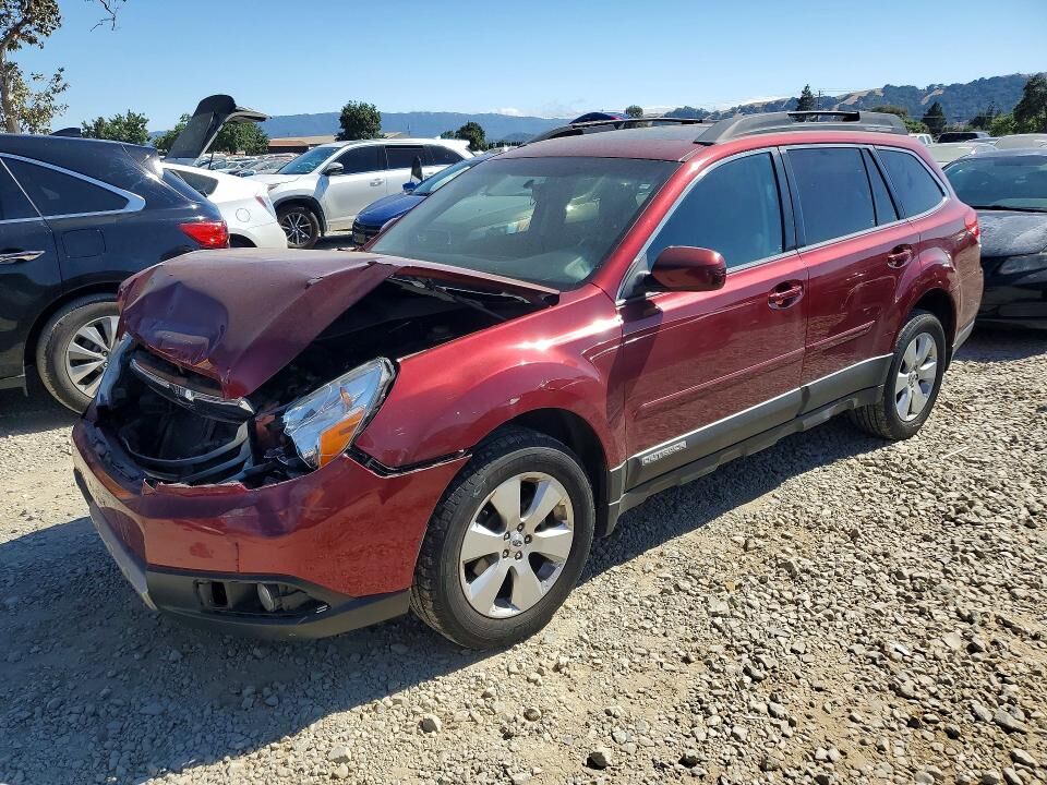 2012 SUBARU Outback