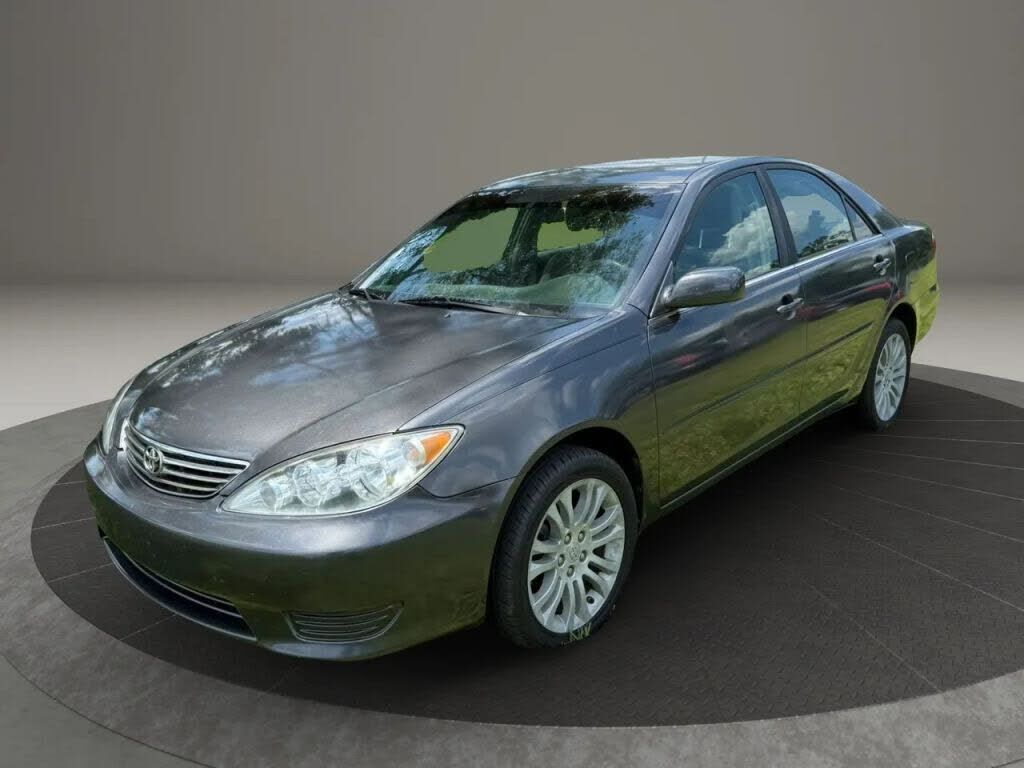 2005 TOYOTA Camry