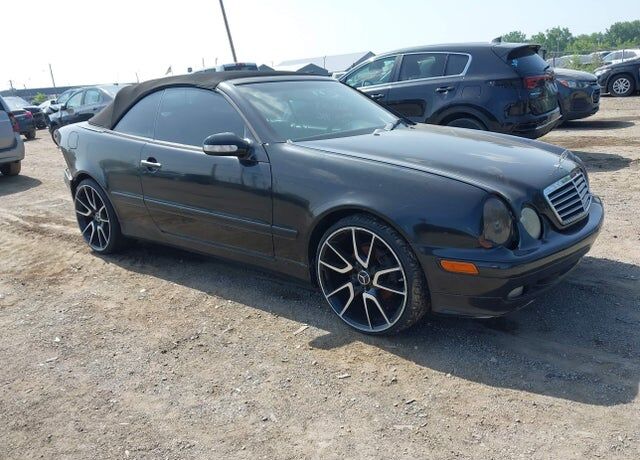 2003 MERCEDES-BENZ CLK-Class
