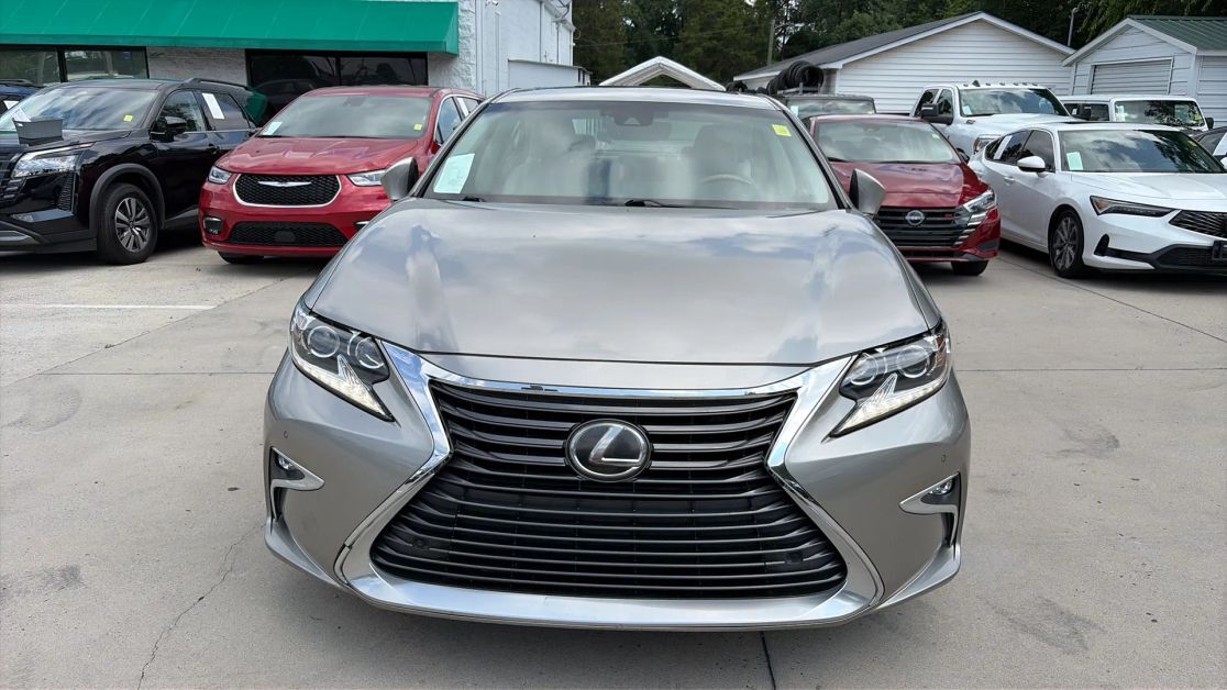 2018 Lexus ES