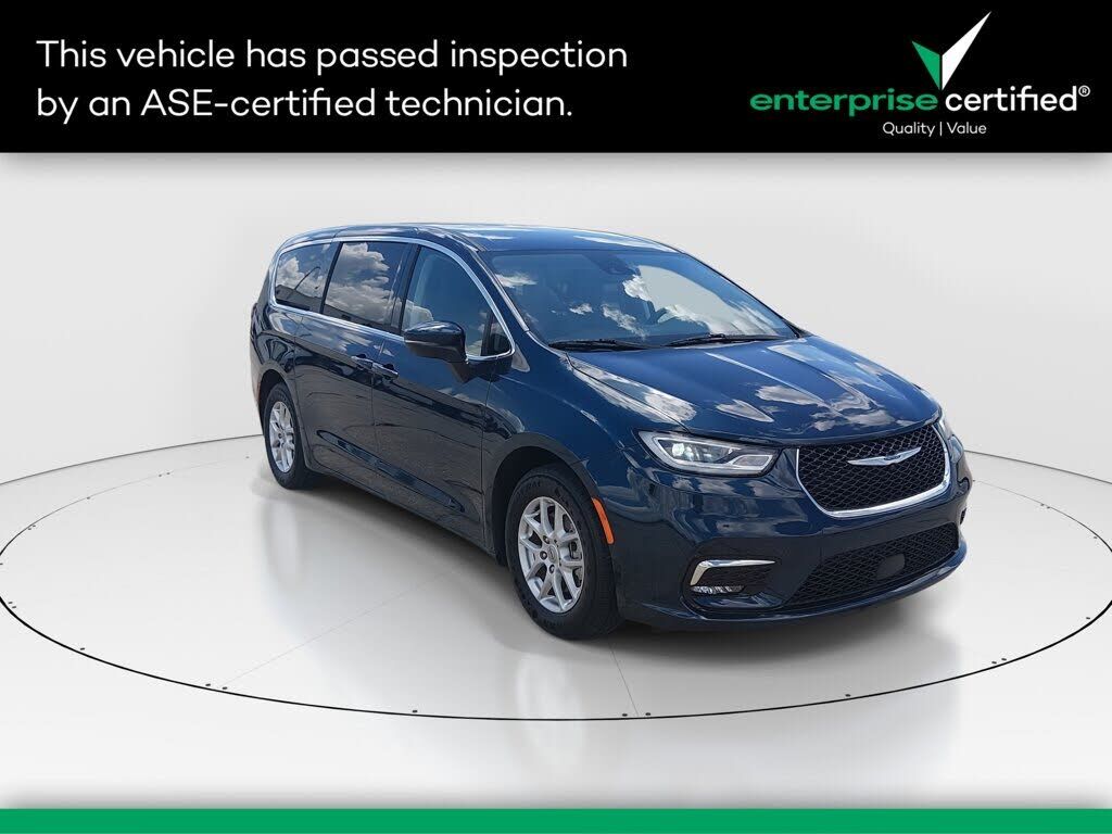 2023 CHRYSLER Pacifica