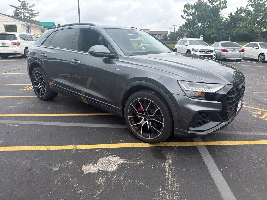 2021 Audi Q8