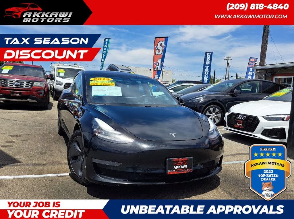 2019 TESLA Model 3