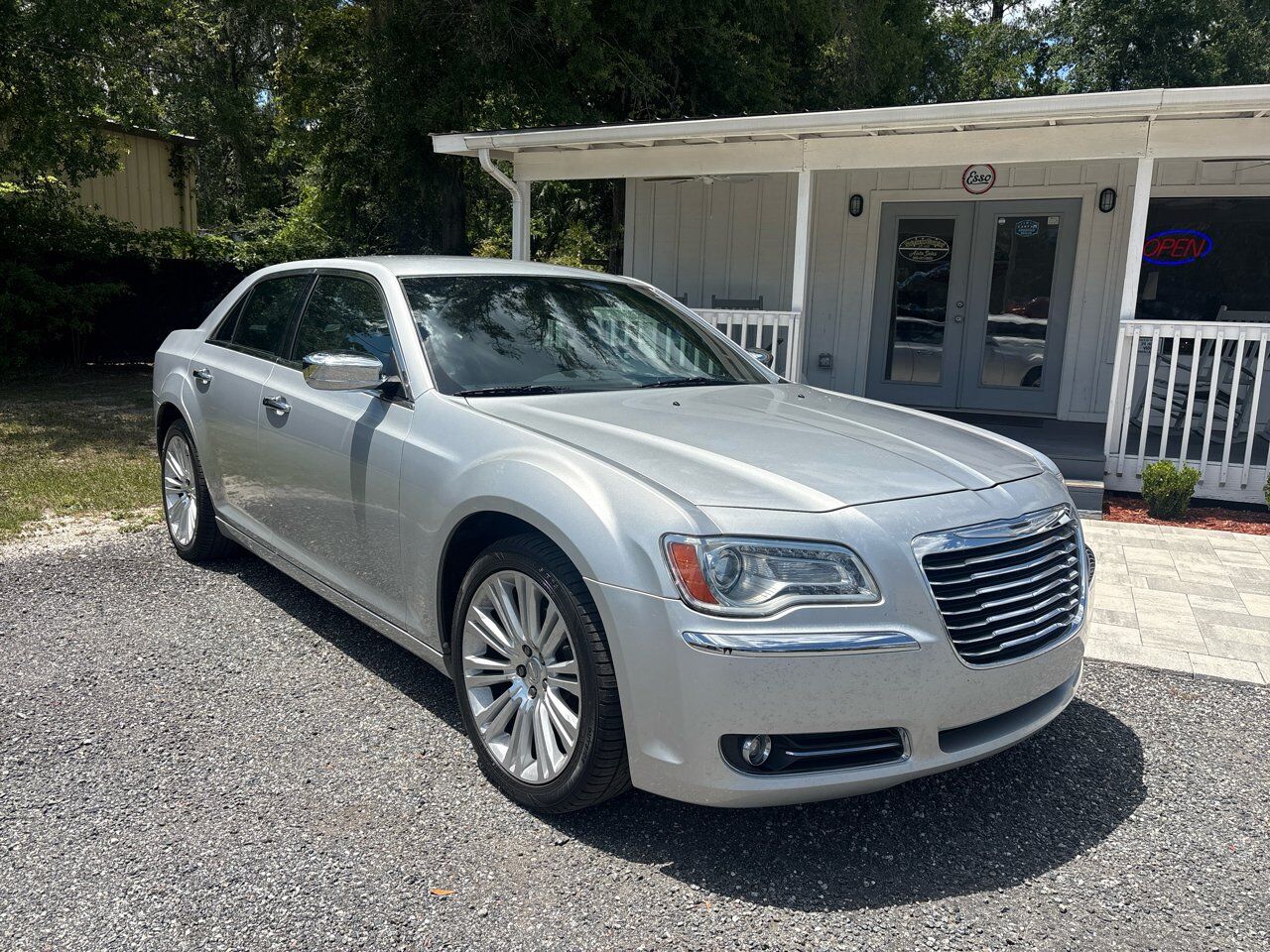 2011 CHRYSLER 300