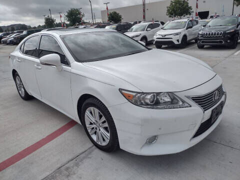 2014 LEXUS ES