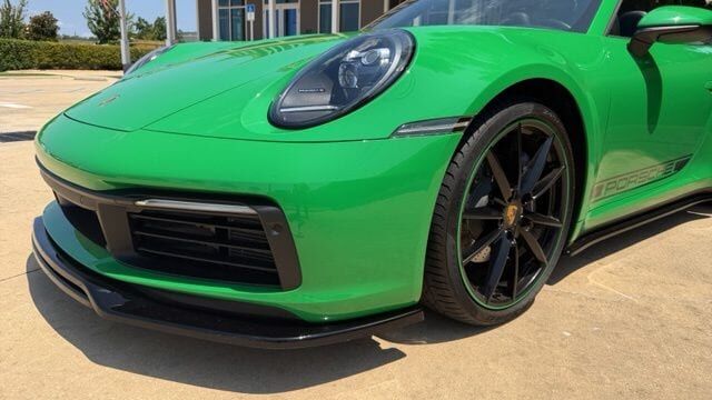 2022 PORSCHE 911