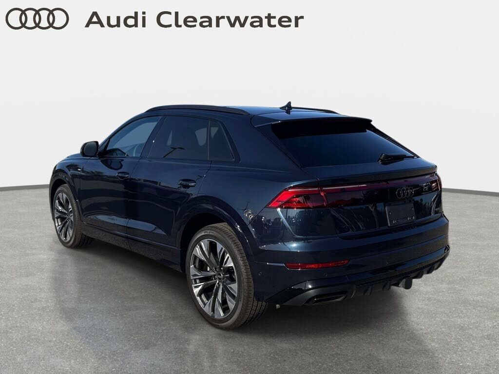 2025 Audi Q8